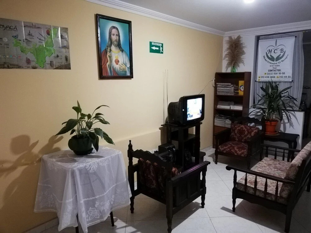 Hotel Colonial El Bosque A