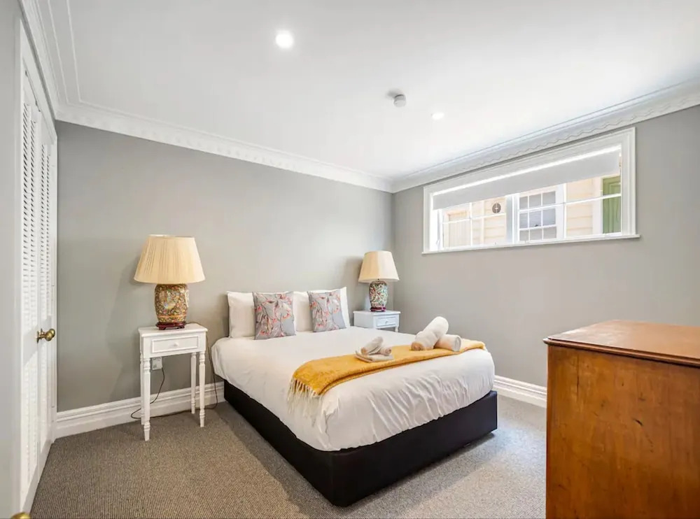 One-Bedroom Parnell Charmer