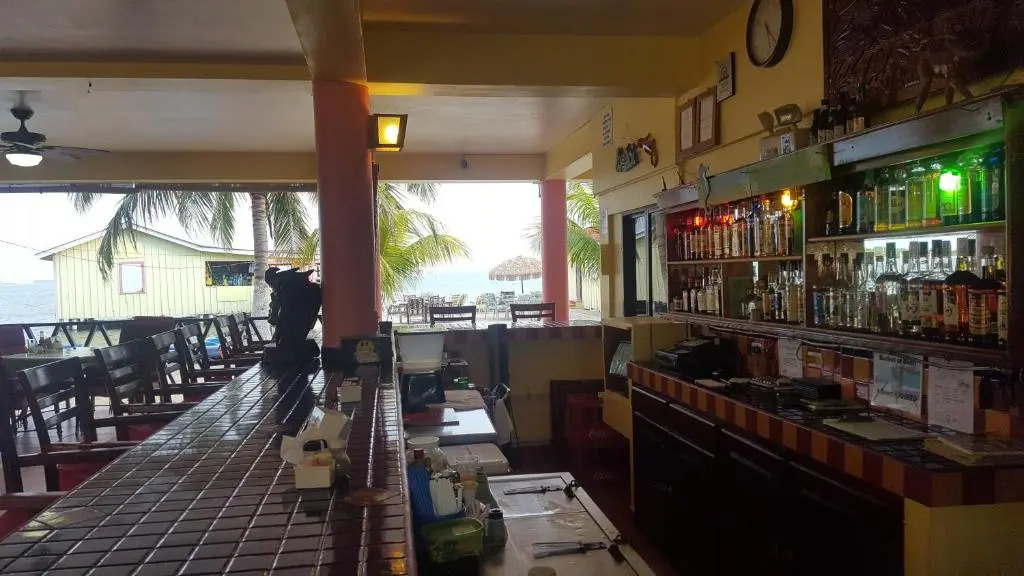 Alans Paradise Hotel