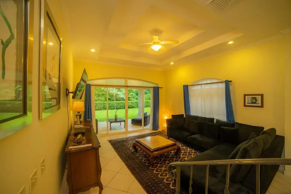 Colina 1F - 2 Bedr 2 Bath