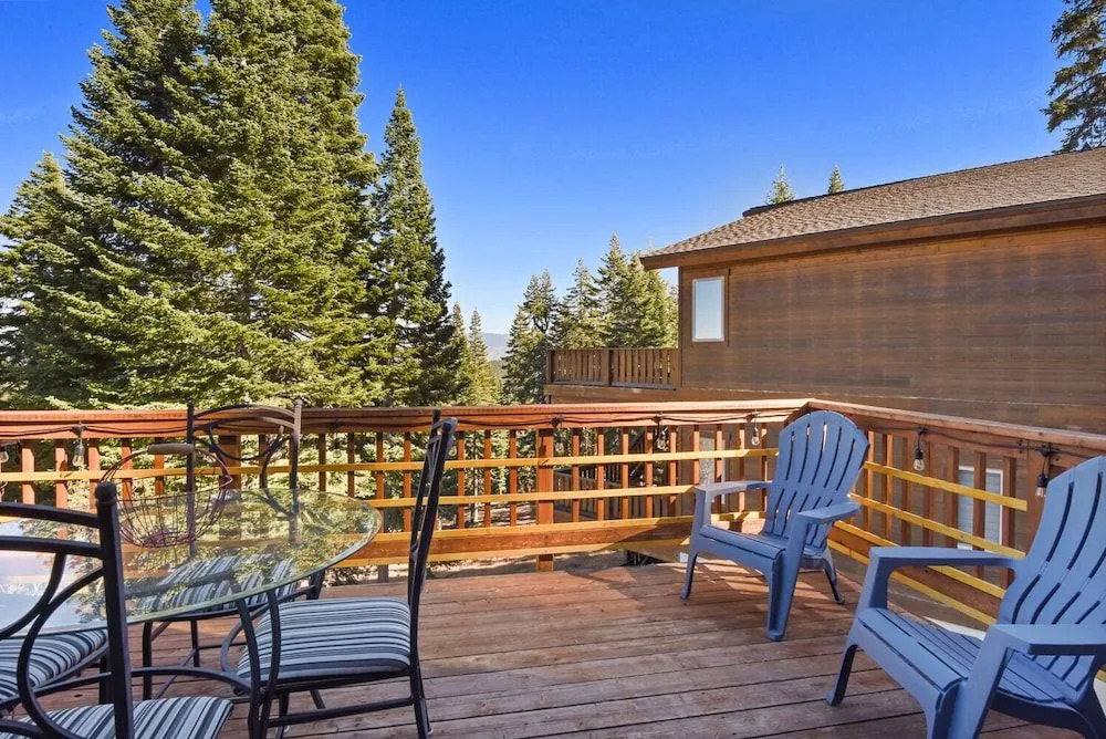 Cozy Mountain View A-frame