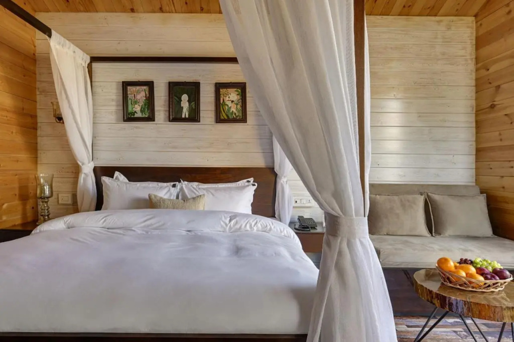 Casawood Resort - A Luxury Private Pool Villa On Mount Abu Road