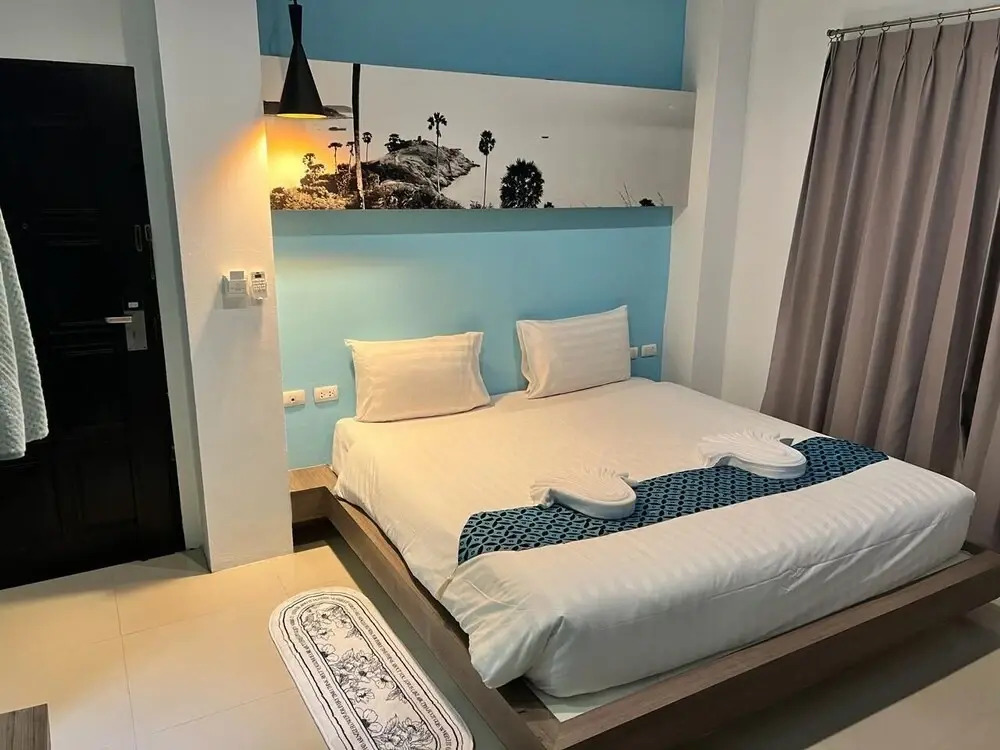 Hotel The Journey Patong New