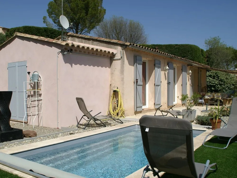 Romantic Holiday Home With a Small Private Pool, Located in the Provence