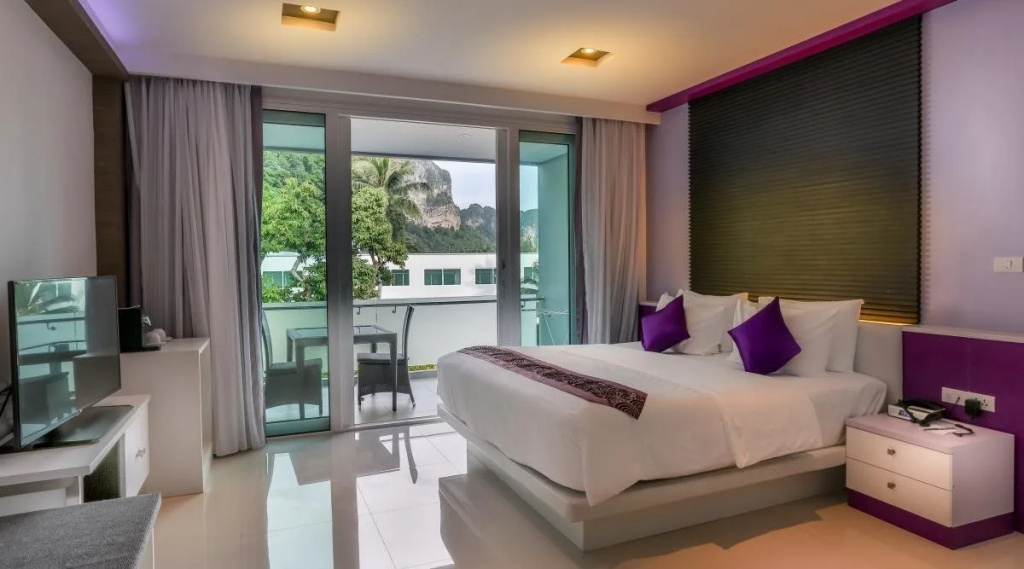 The L Resort