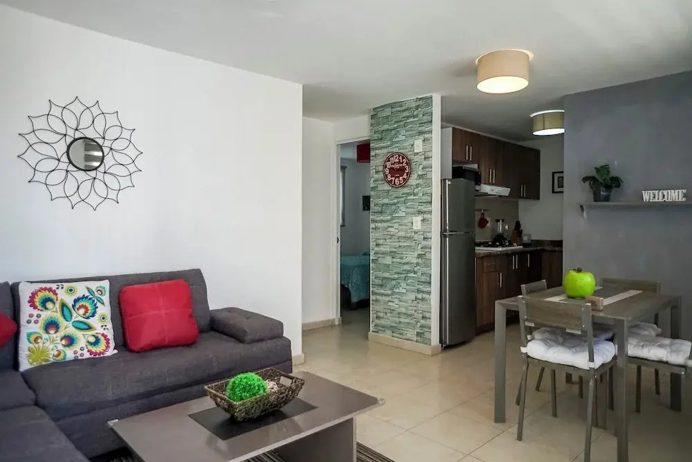 Poliforum Modern 2BR Modern Apartment