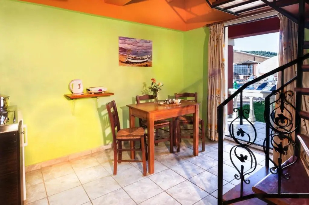 Haroula Apartments