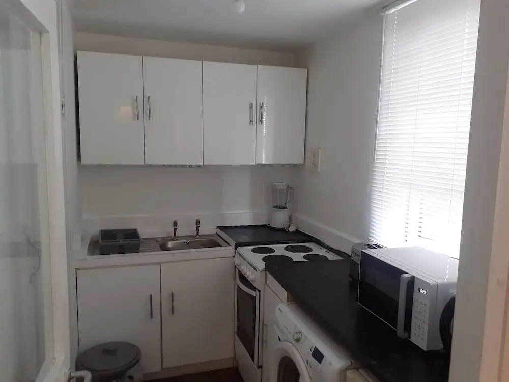 South London 1-bed Apt, Sleeps 3, 8 Mins to Tube