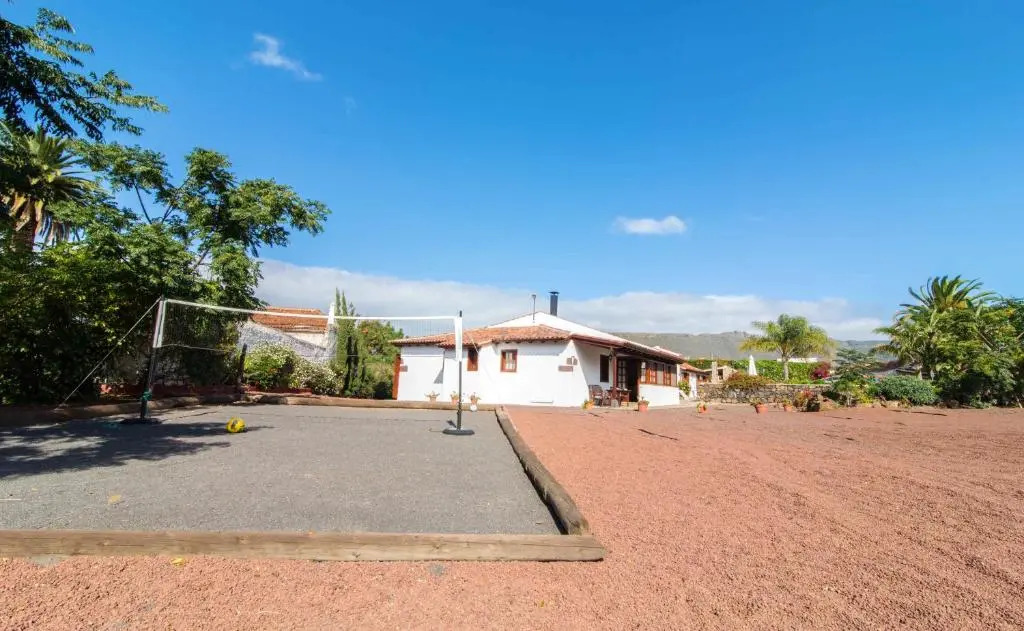 House with 2 bedrooms in San Cristobal de La Laguna with wonderful sea view shared pool enclosed garden 3 km from the beach