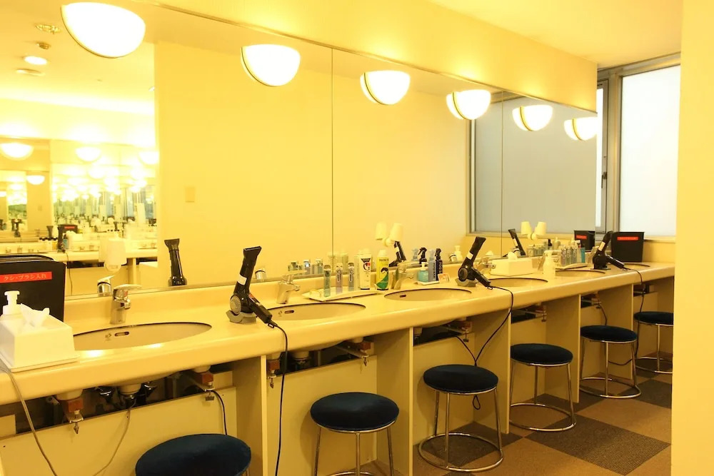 bnb plus Ueno Park Female only