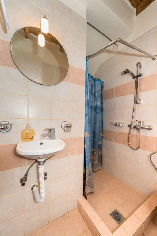 Villa Traditional II