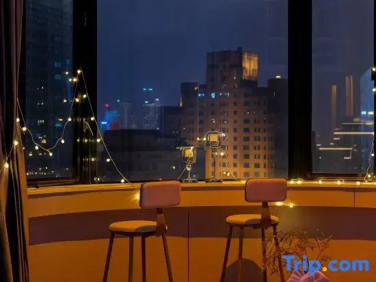 Waitan Scenic Residence Apartment