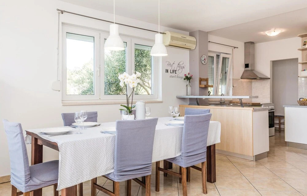 Beautiful Home in Supetarska Draga With Wifi and 3 Bedrooms
