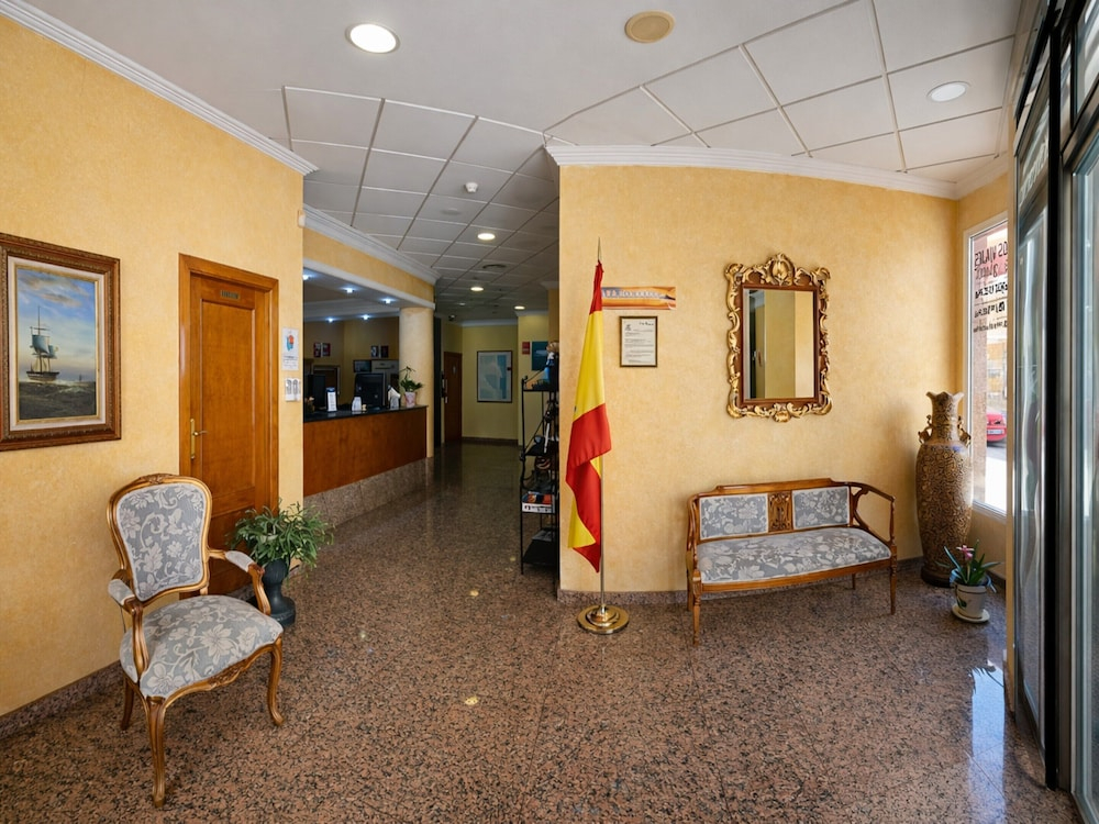 Albohera Playa hotel by Belvilla Resorts
