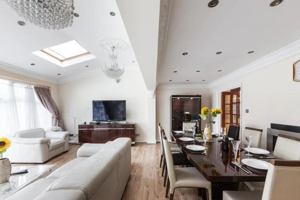 London's Best Spacious Family Home