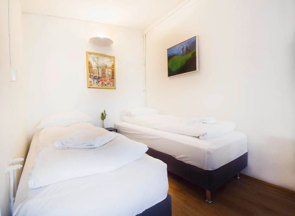 Apartment M13