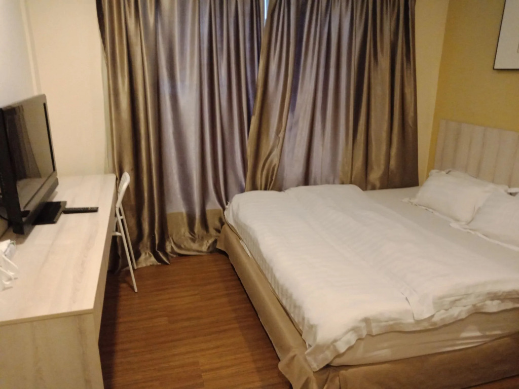 Hotel Zamburger Taman Segar