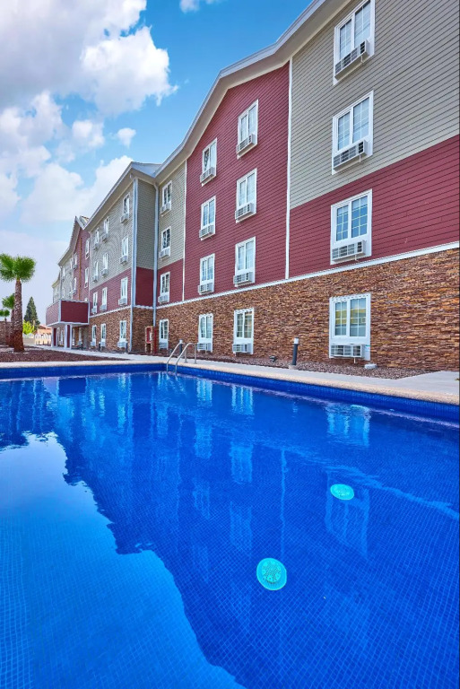 Extended Suites Queretaro Juriquilla
