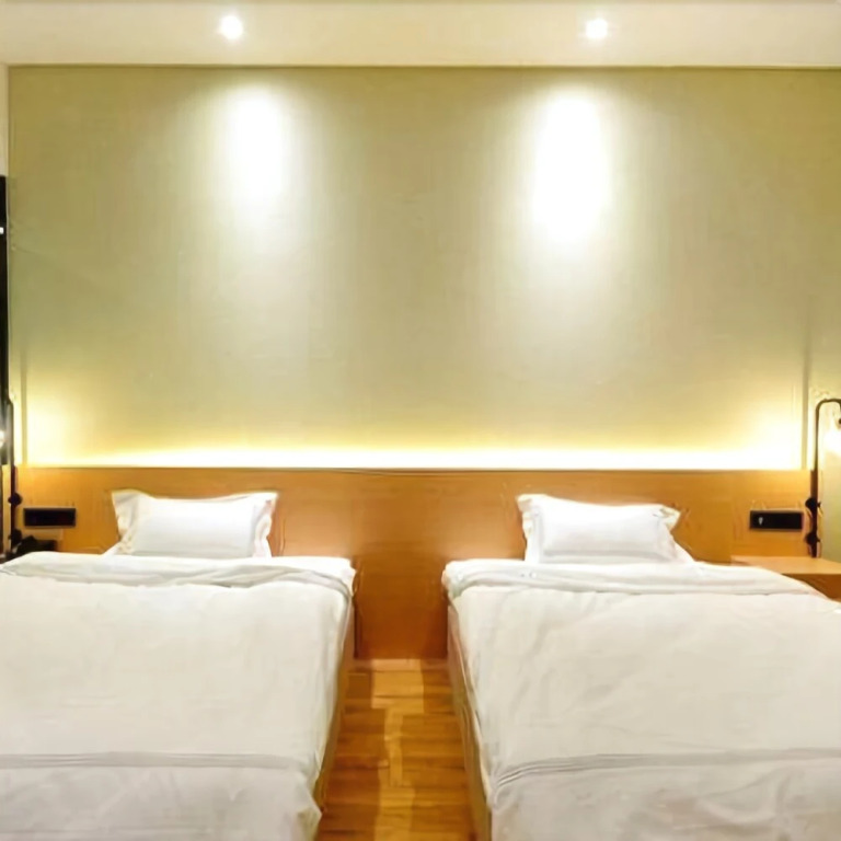 Xingwei Hostel