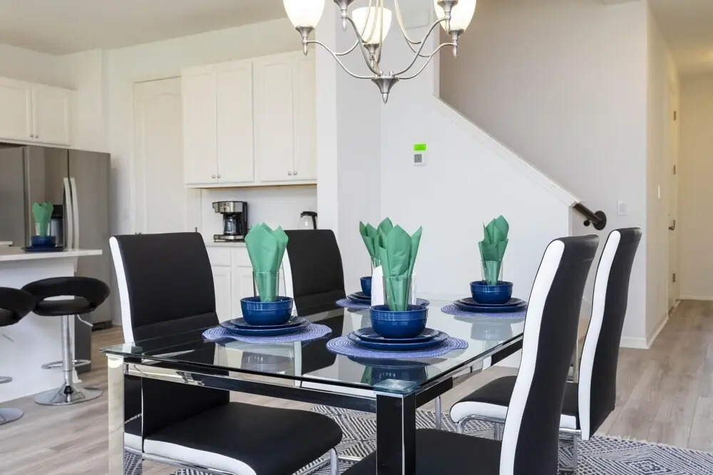 Magnificent 4Bd Close to Disney Enclave at Festival 700