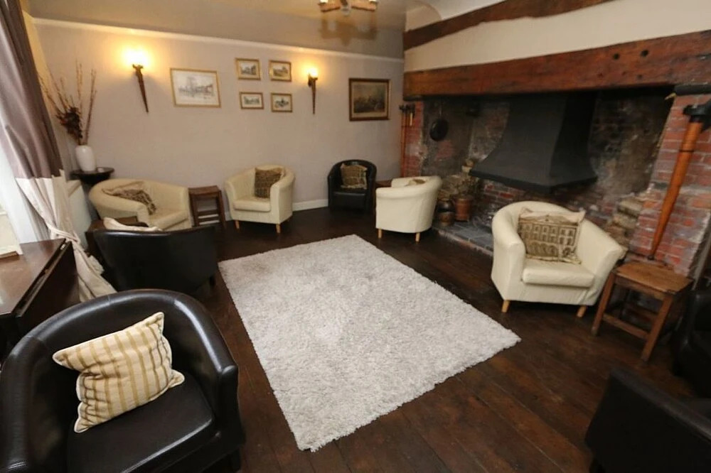 Ternhill Farm House - 5 Star Guest Accommodation with optional award winning breakfast