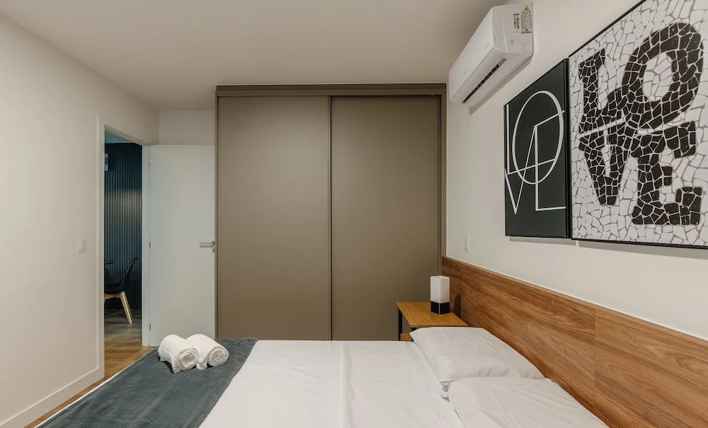 Building With New Apartments 300m From the Beach - EEP