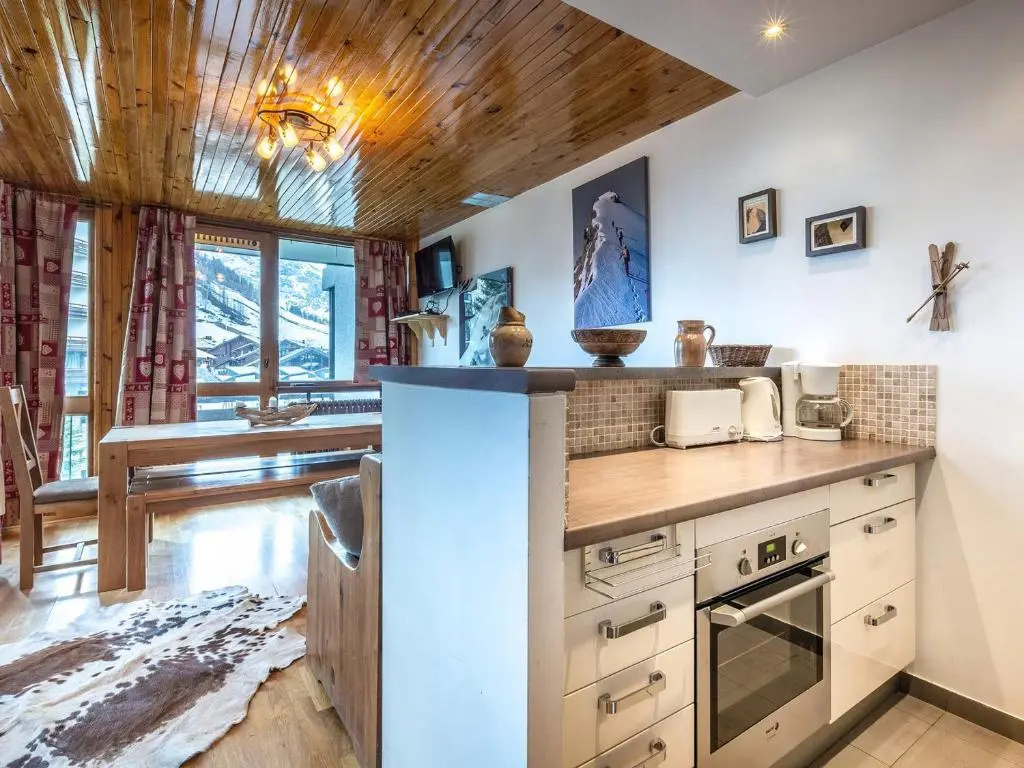 Appartement Val-d'Isère, 4 pièces, 7 personnes - FR-1-519-13