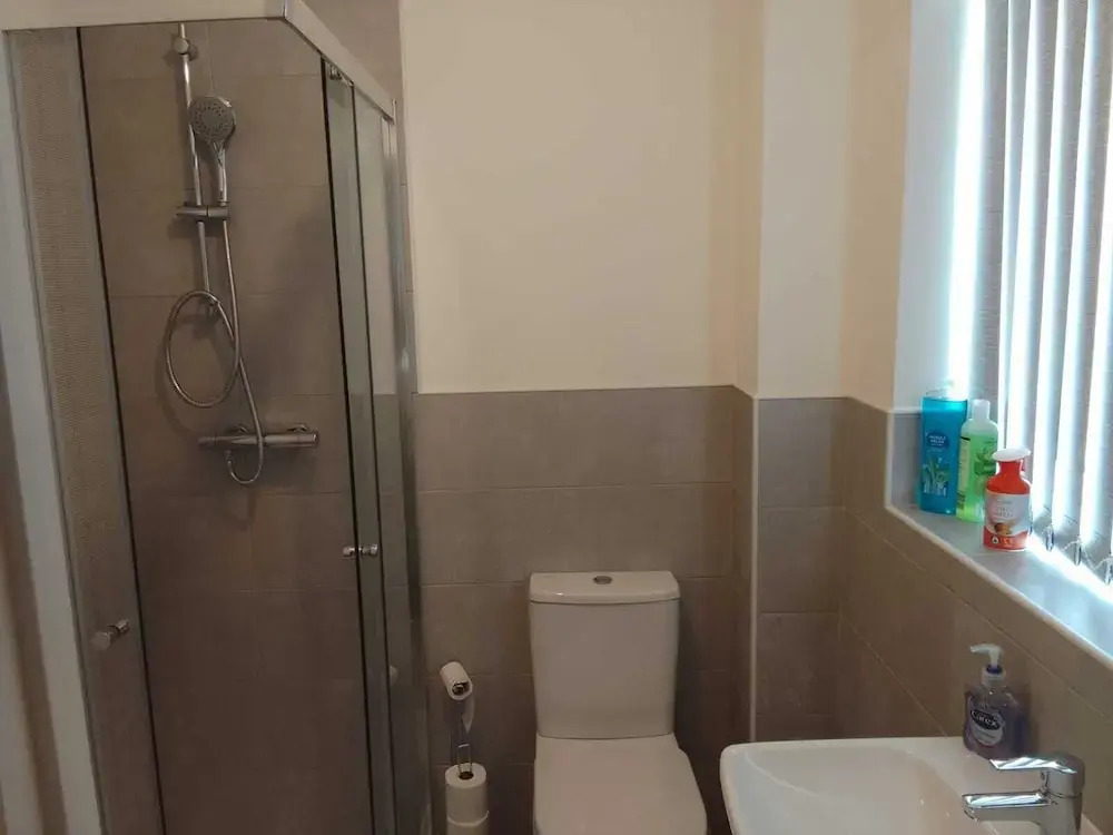 Cosy Stay in Walsall by Ideal Home