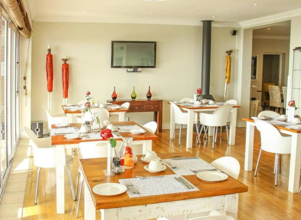 3 On Camps Bay