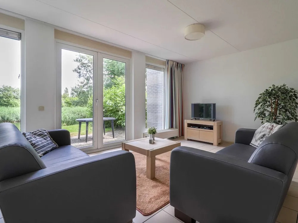 Holiday Home at a Holiday Park in Friesland