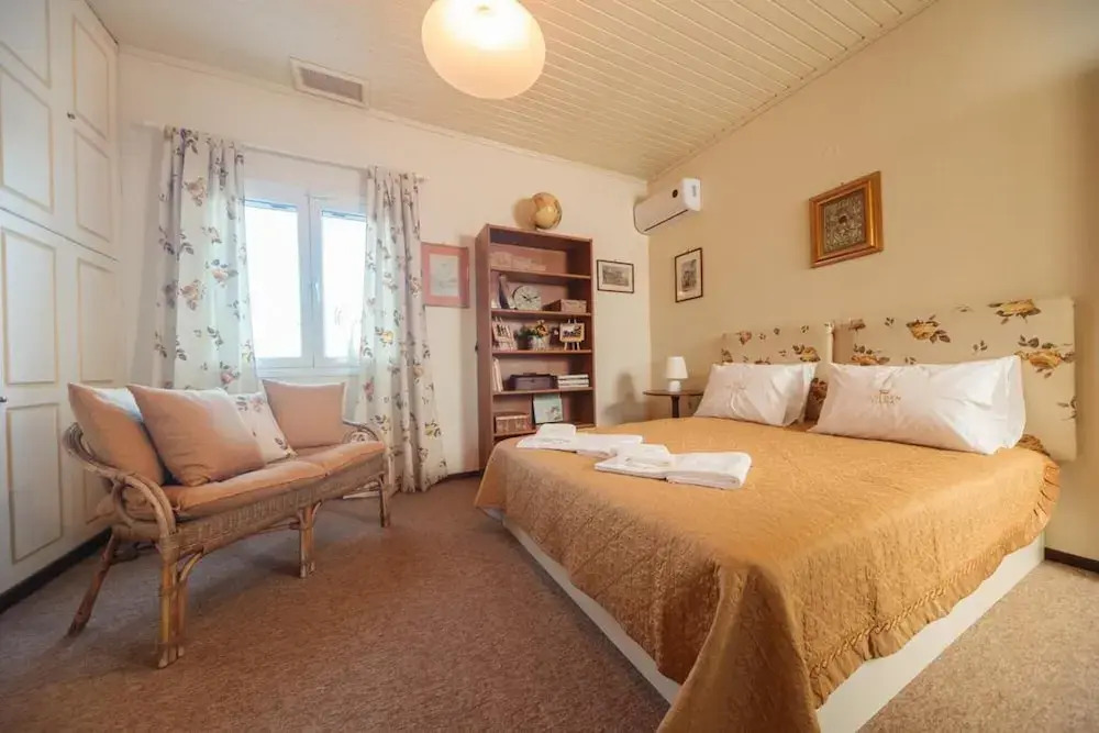 Villa Golden Tiara Large Private Pool AC WiFi