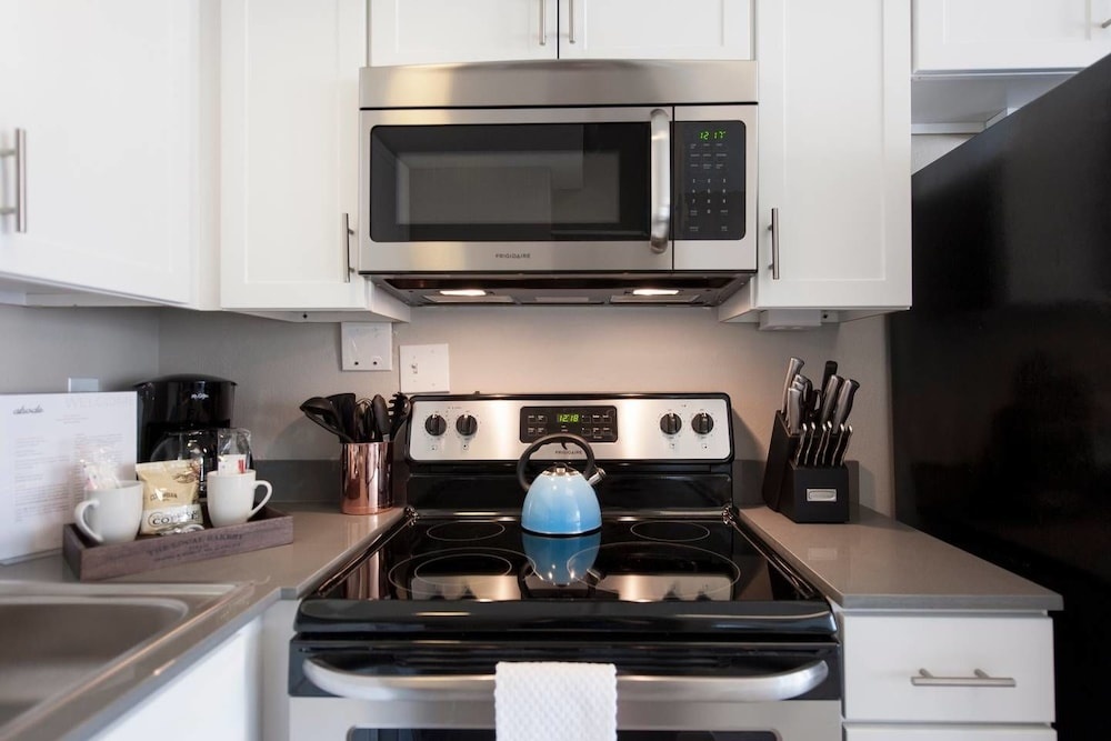 Stay in the Heart of Louisville - PERFECT LOCATION