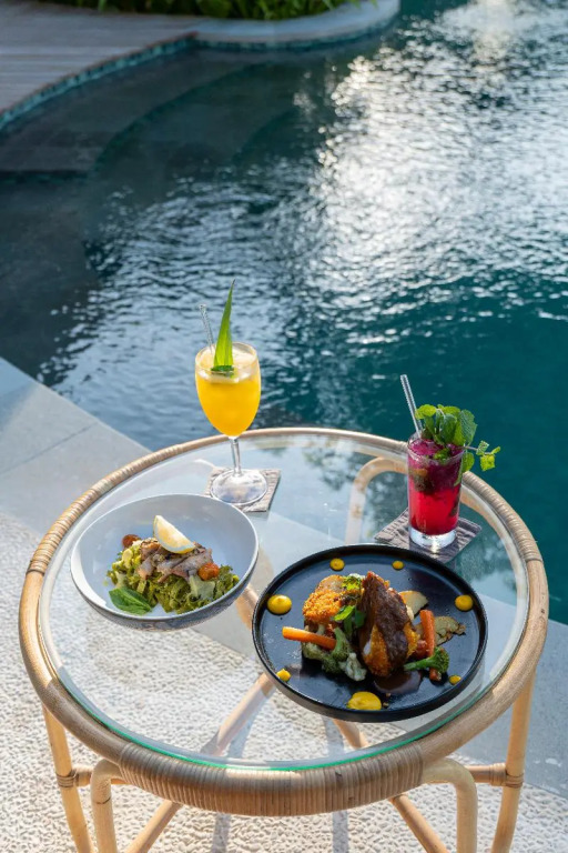 Deep Roots Dive & Yoga Resort