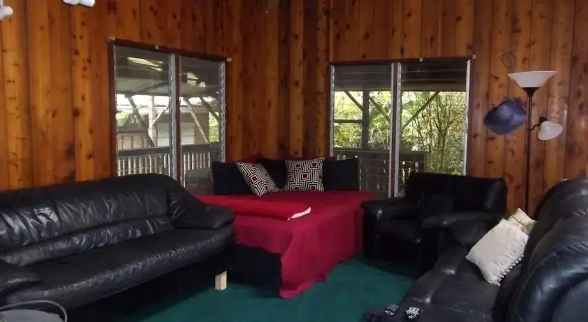 Volcano Country House