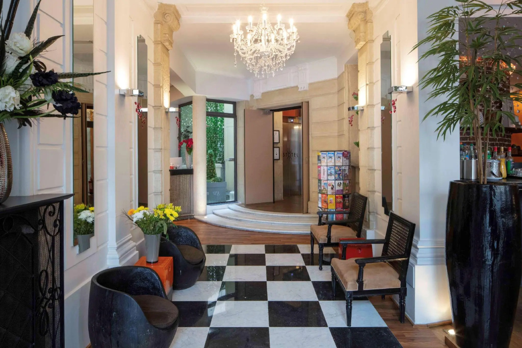 Le 123 Elysees - Astotel