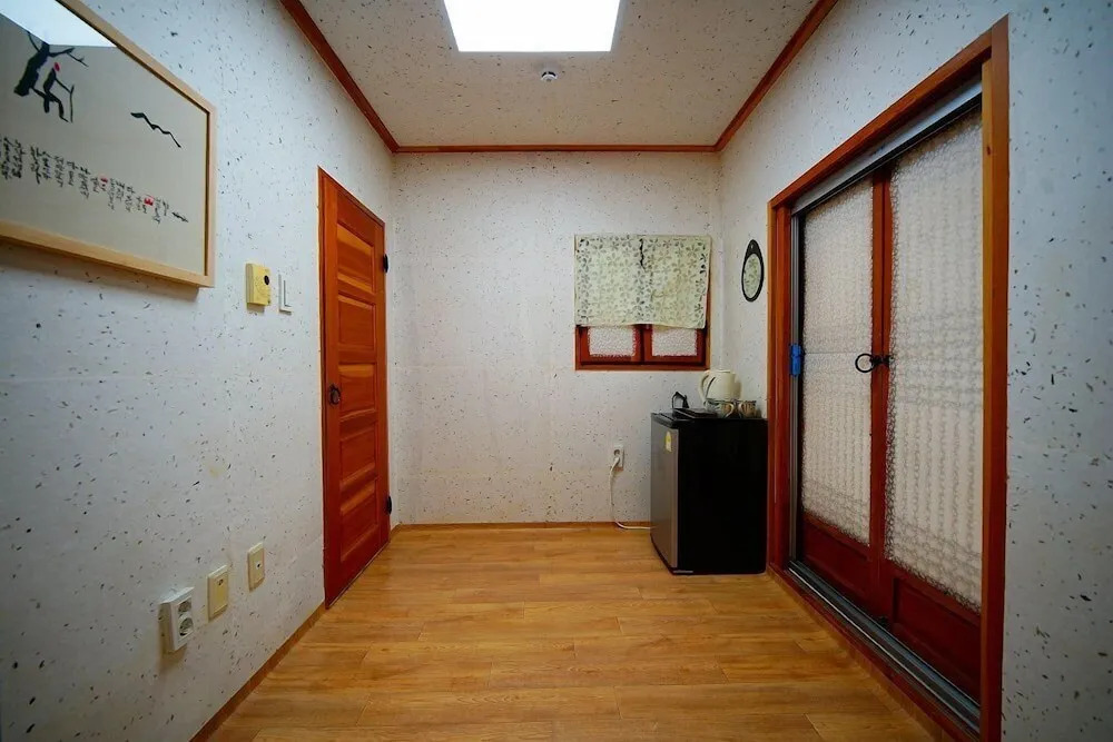 Hanok Hotel Dong Nak Won