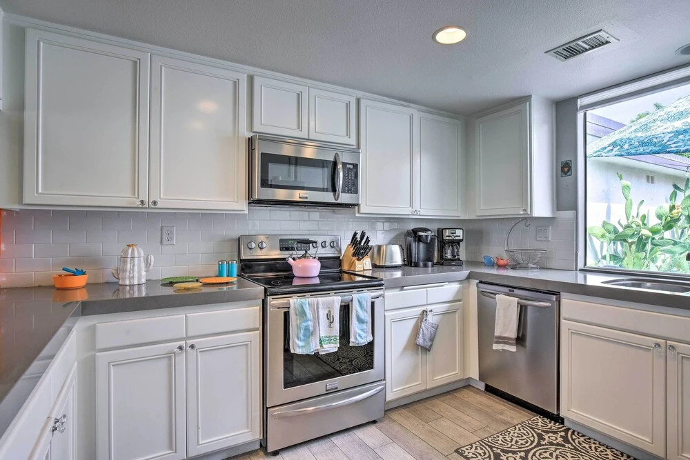 Rancho Mirage Condo on Fairway w/ Resort Amenities
