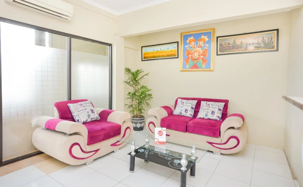 Hotel Naura By OYO Rooms
