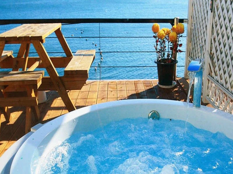 Ara Club Pension