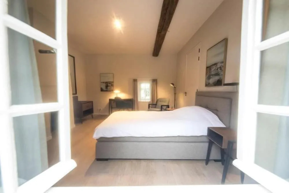 Kasteel Wolfrath B&B