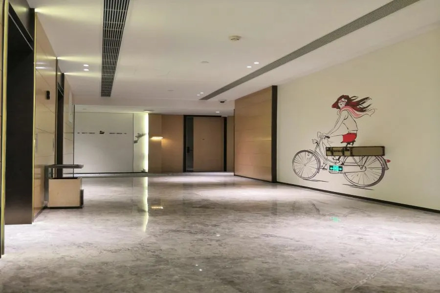 The Hotel V (Shanghai Hongqiao Hub)