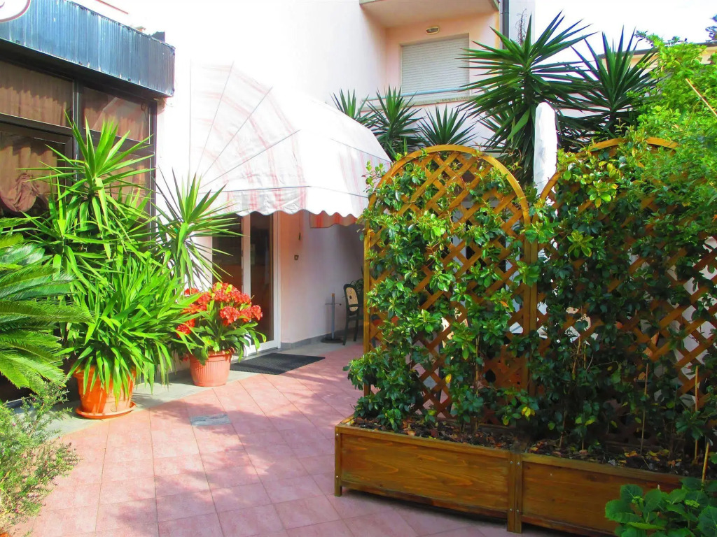 Hotel Prestige