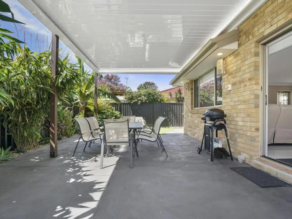 44 Oaks Avenue