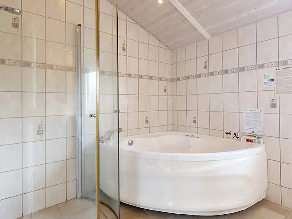 10 person holiday home in Rudkøbing-By Traum