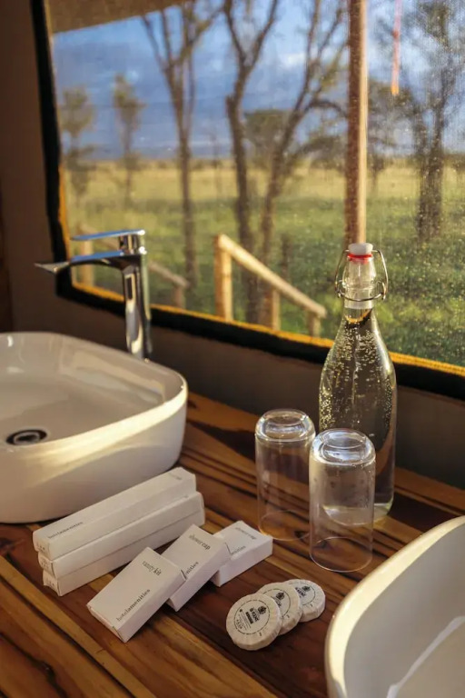 The African Kongoni Serengeti Safari Camp