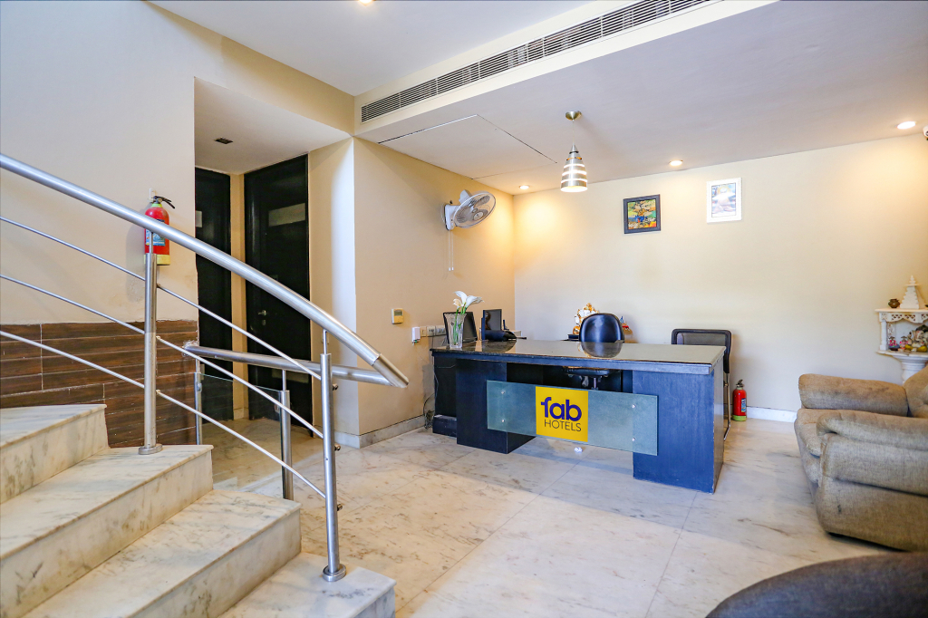 Capital O 605 Hotel Camria