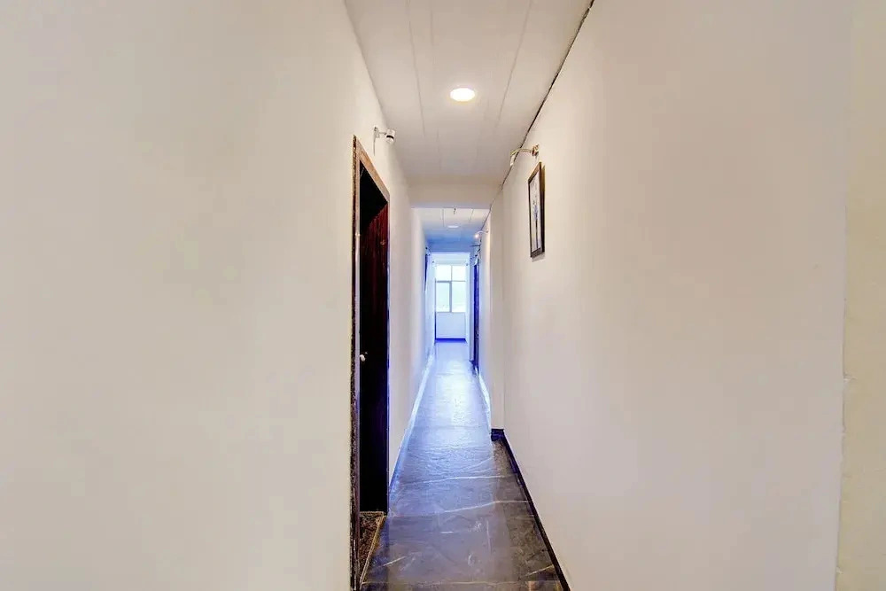 Fabhotel Royal Imperio