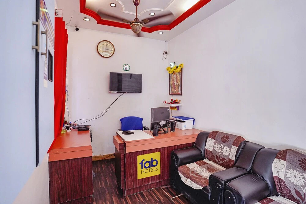 FabHotel Lloyds Inn I