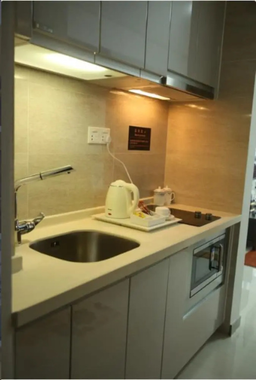 Yongke Apartment GZ Railyway Station