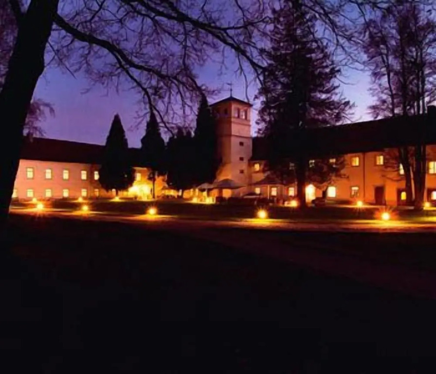 Zamek Na Skale
